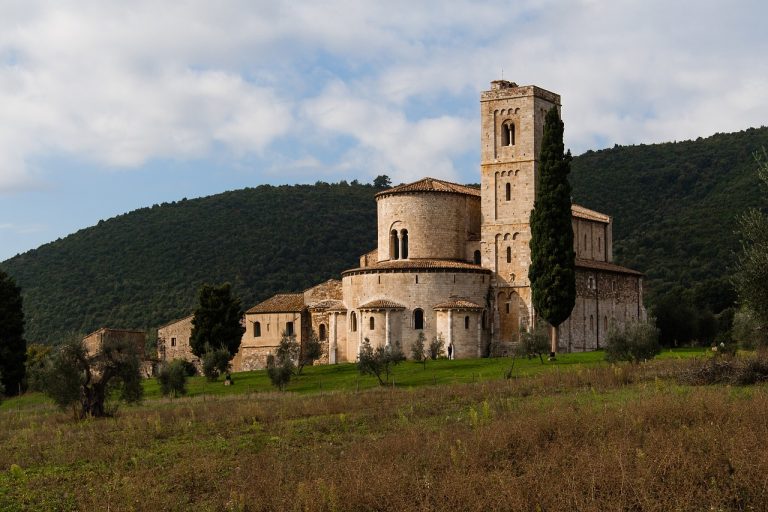 Fastighetsrättsadvokat puget-sur-argens